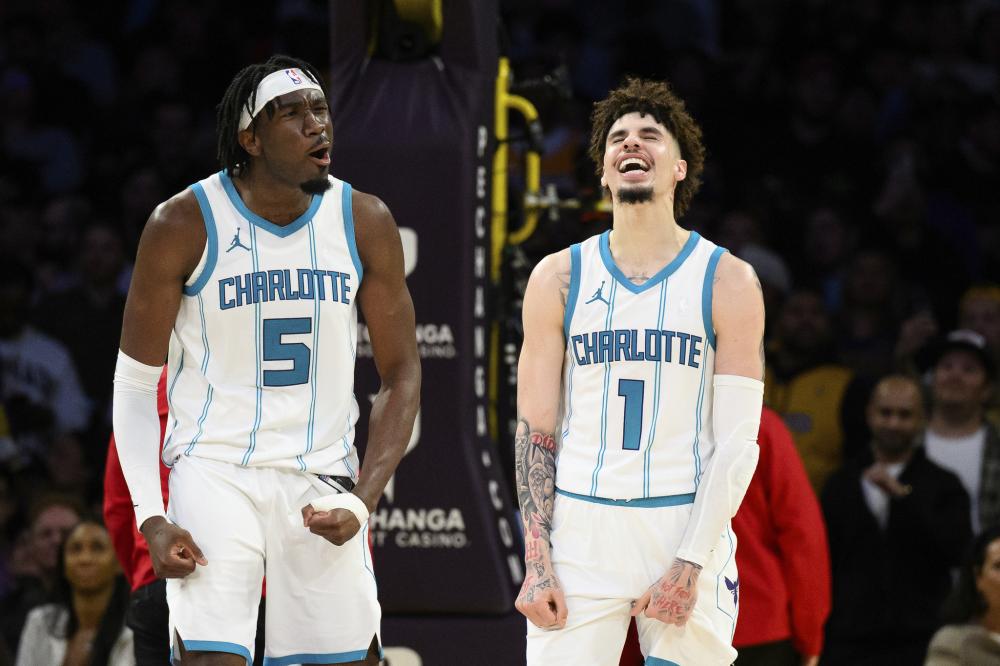 反而在开场 反而在开场